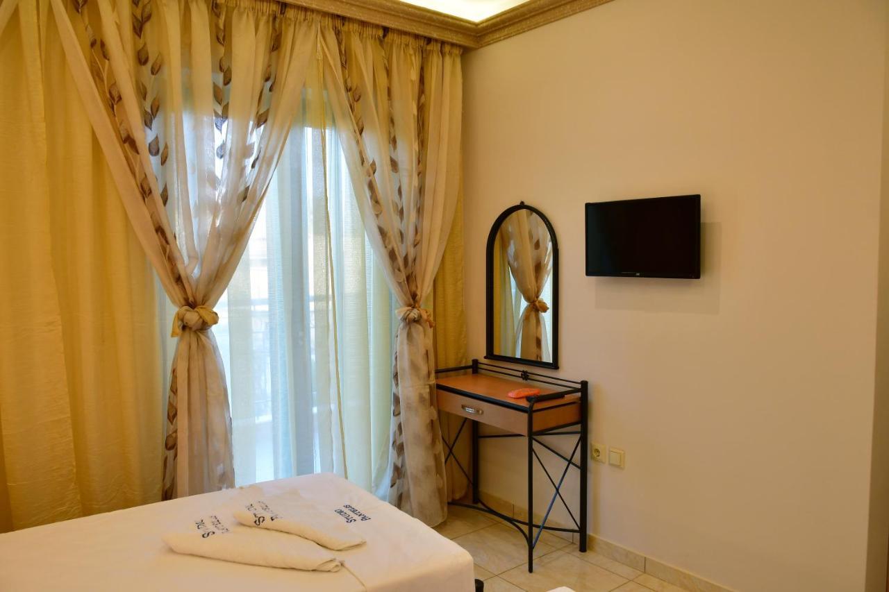 Pantelis Corfu Aparthotel 4*